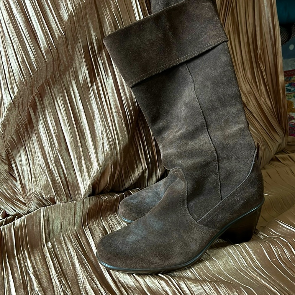 Dansko brown leather boot